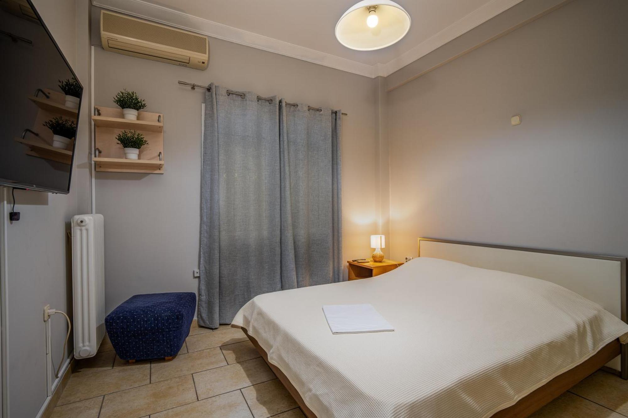 Angel , Luxury 2Bd Apartment Next To The Beach Афины Экстерьер фото