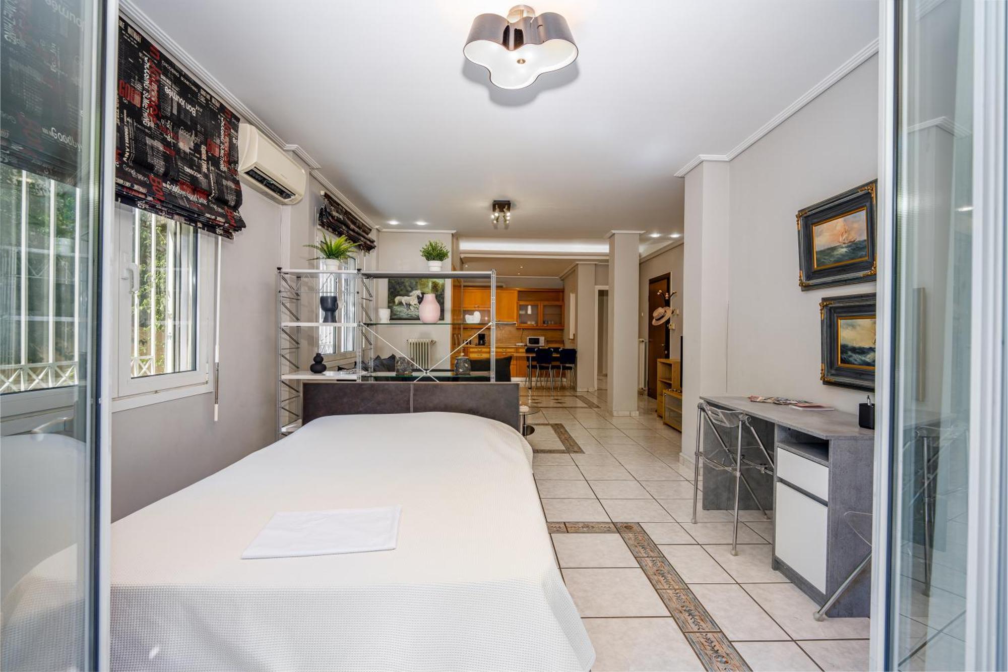 Angel , Luxury 2Bd Apartment Next To The Beach Афины Экстерьер фото